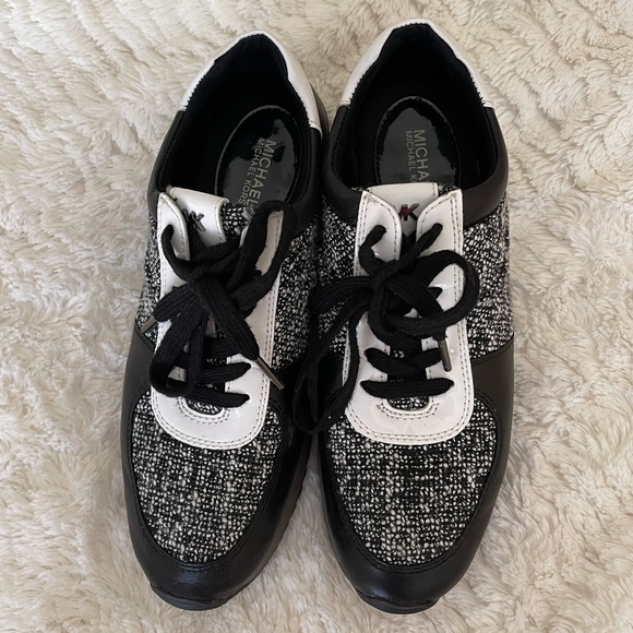 Michael Kors Allie Tweed Trainer Sneakers in Black and White (size 7.5) - Picture 2 of 12